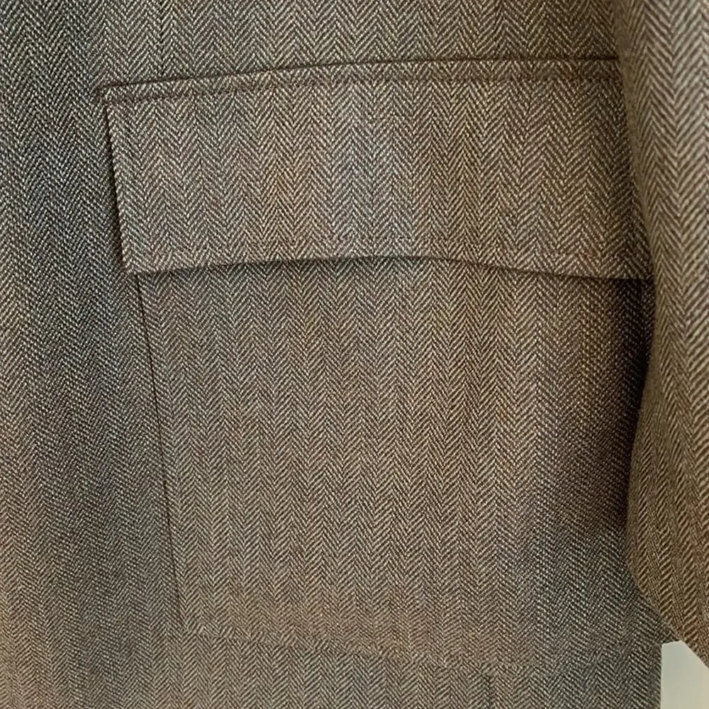 Turnbury Brown Herringbone Wool Casual Sport Coat - NWT - Size Large